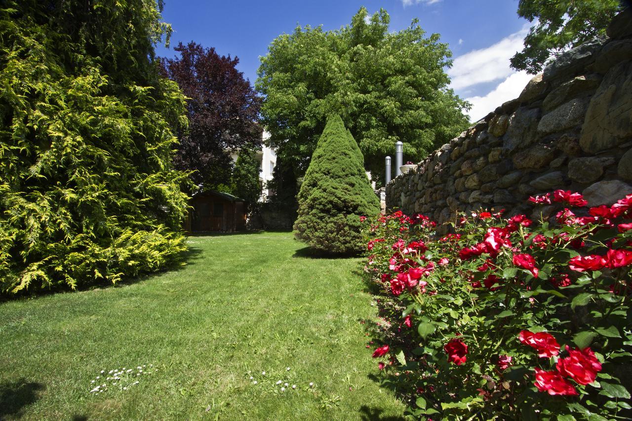 Hotel Le Jardin Saillagouse Exterior foto